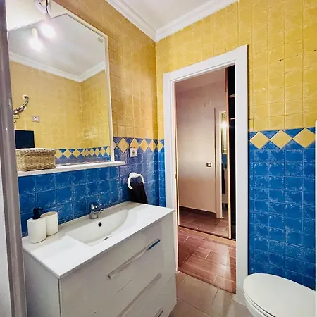 Magnificent On The Beachfront, Cleaning Included Apartment Almunecar