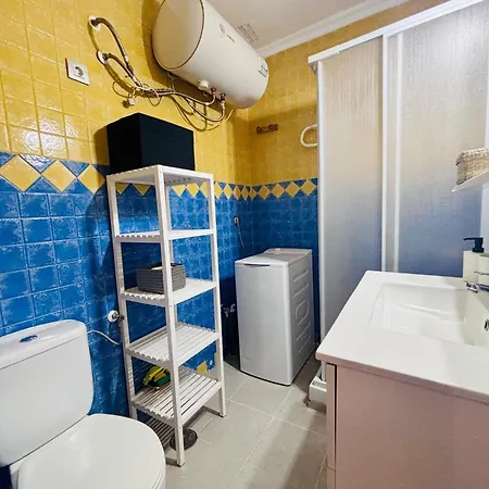 Magnificent On The Beachfront, Cleaning Included *