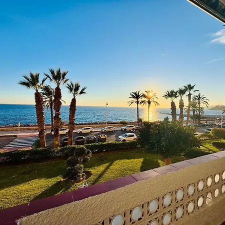 Magnificent On The Beachfront, Cleaning Included Almunecar